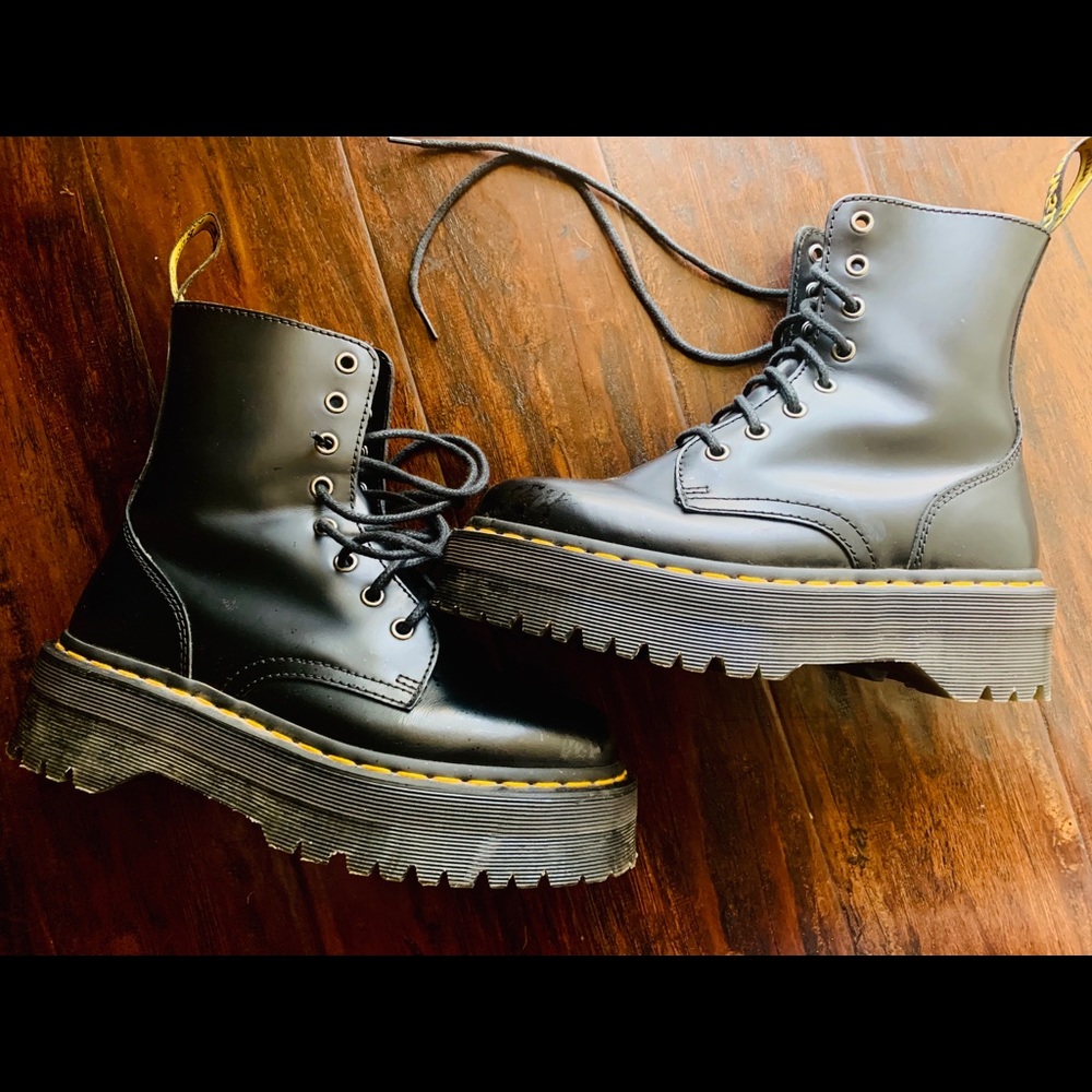 Dr. Martens Jadon Smooth Boot
